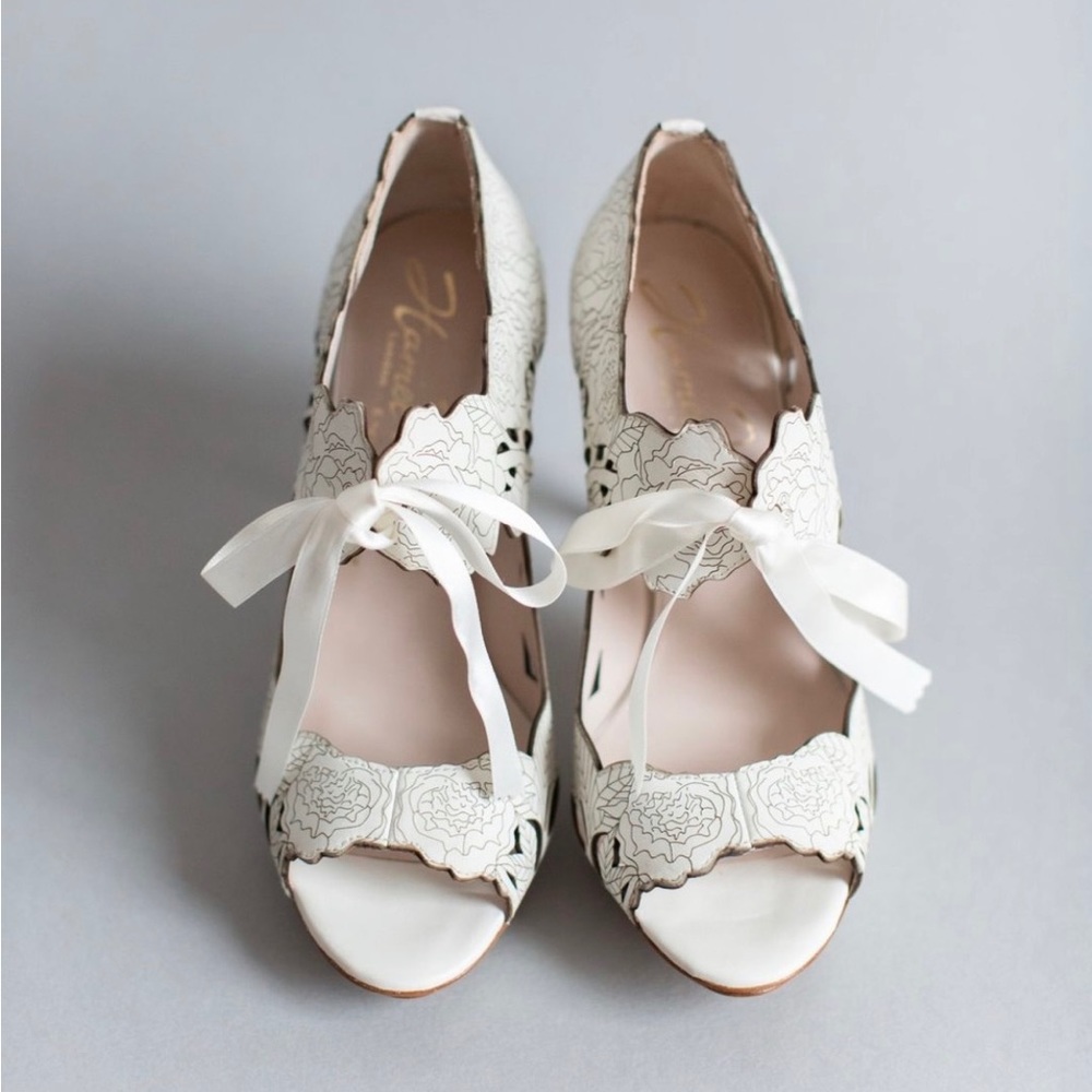 New Harriet Wilde Wedding Shoes Peony Low White 39 New Without Box